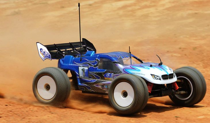 ,oninhttps://i.pinimg.com/736x/0f/5f/31/0f5f31e4451f67b3fa91b5ac7bef6466--nitro-rc-cars.jpg