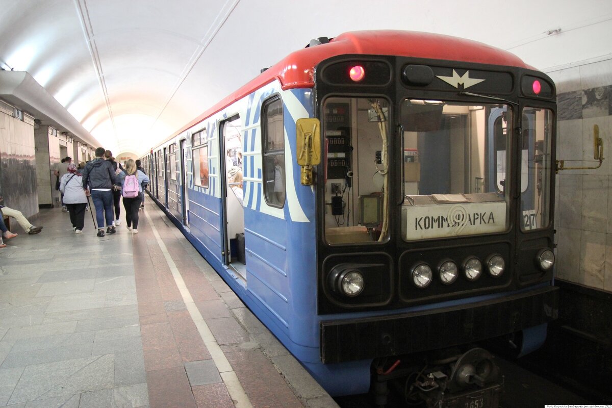Невероятно: узнал, сколько всего вагонов в московском метро