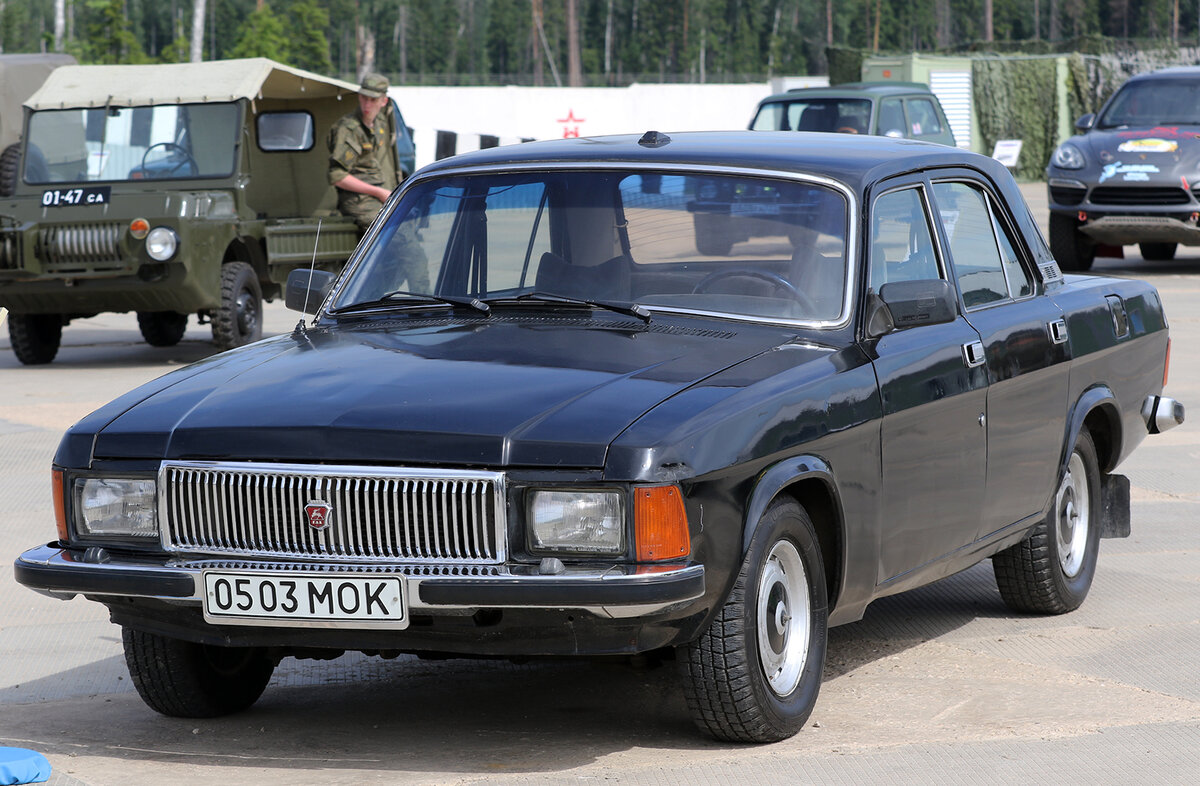 Другая волга. Волга ГАЗ 3102. ГАЗ 24 И 3102. ГАЗ-3102 Волга 1981. ГАЗ 24 «Волга» 3102.