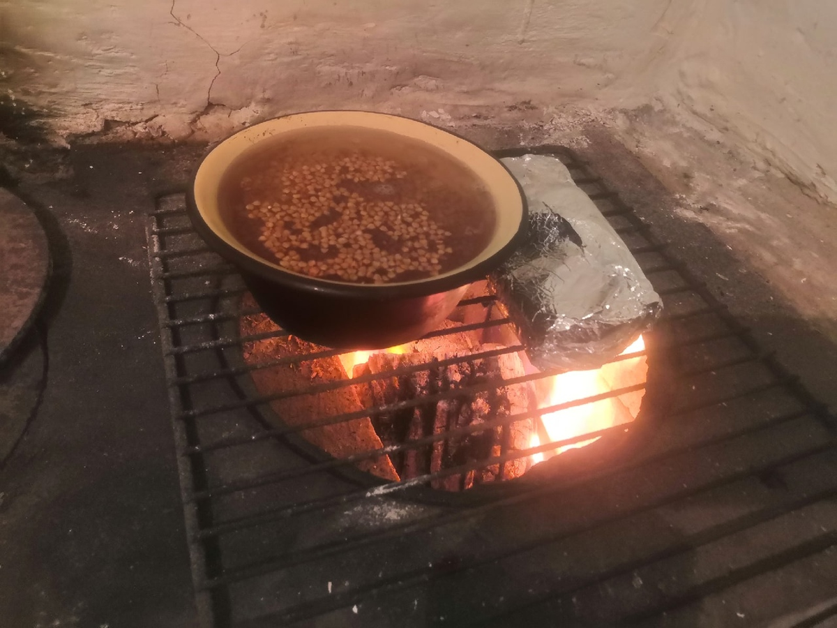  Вот и дрова пригодились.