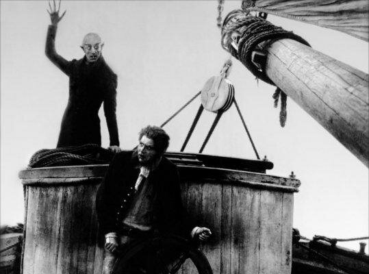 shot from "Nosferatu, eine Symphonie des Grauens"/1922/F.W. Murnau/kinopoisk.ru