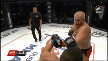 Последняя на сегодняшний день победа Сергея Харитонова в ММА. Повержен бывший боец UFC и Bellator, англичанин Оли Томпсон