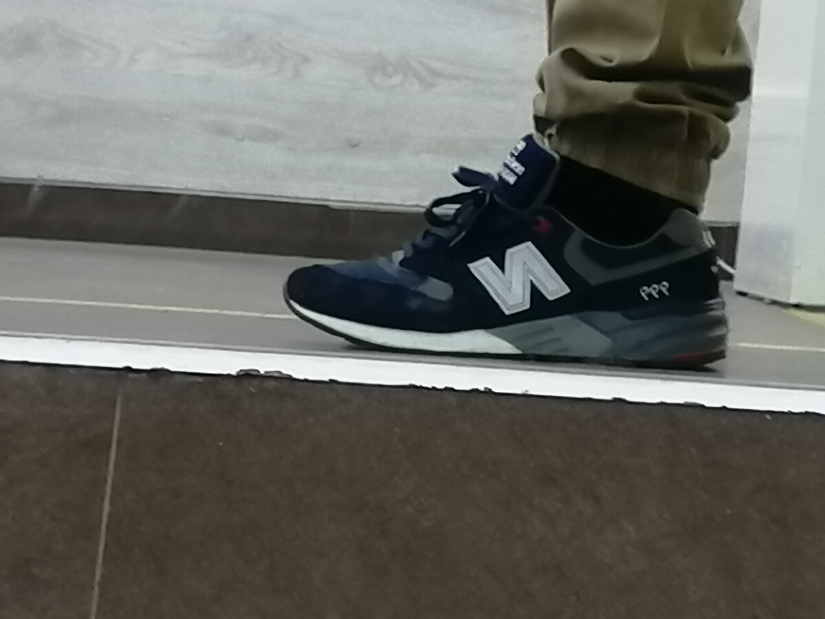 NEW BALANCE 999 