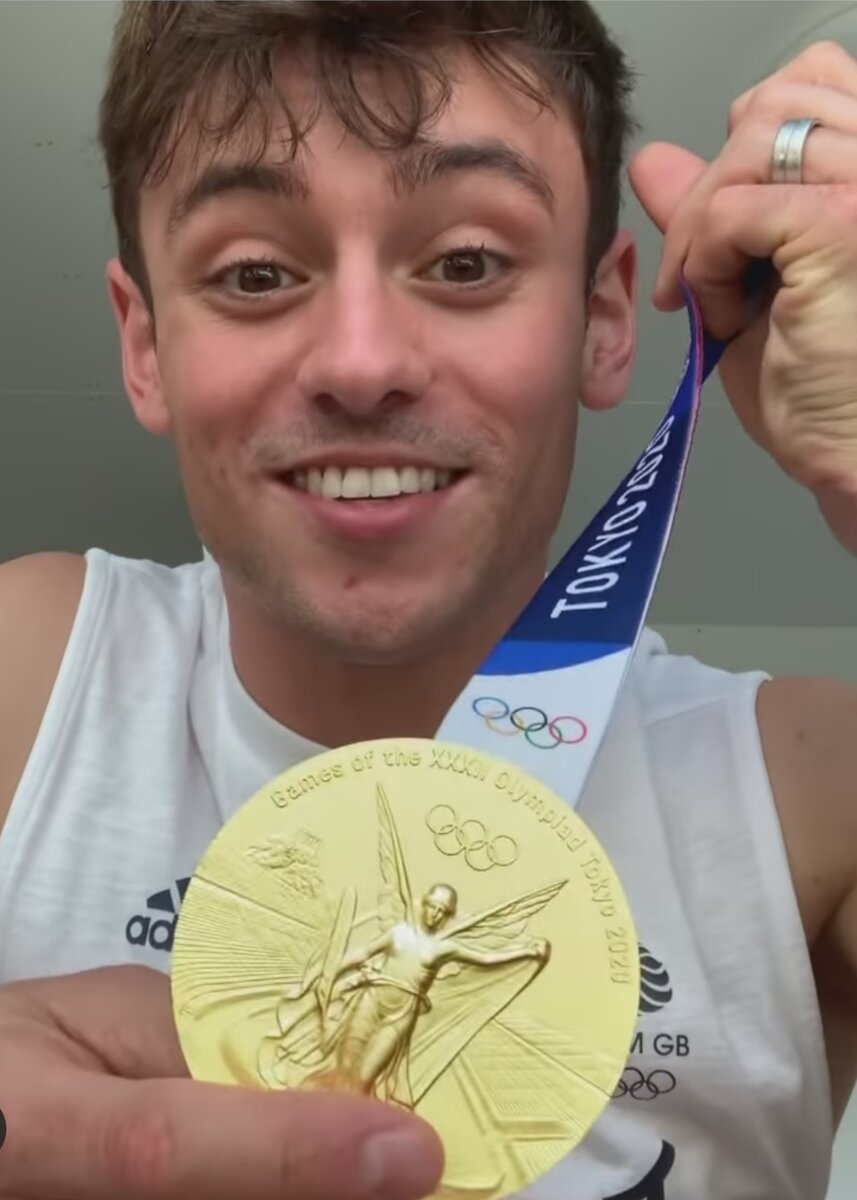 @instagram.com/madewithlovebytomdaley