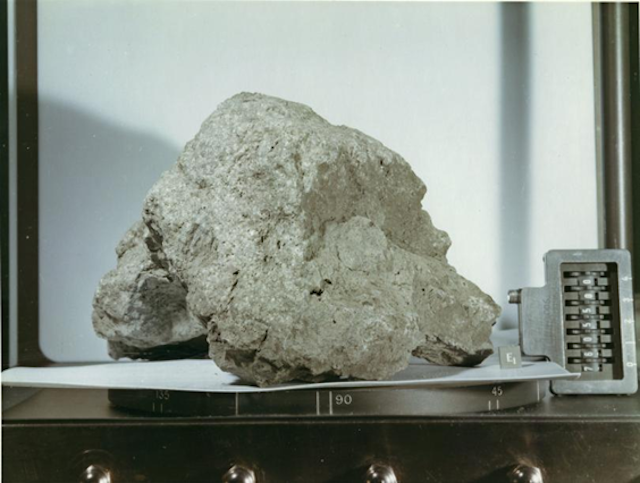 Лунный грунт