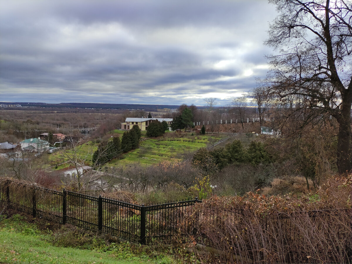 Зато во Владимире много точек, откуда можно посмотреть на город.