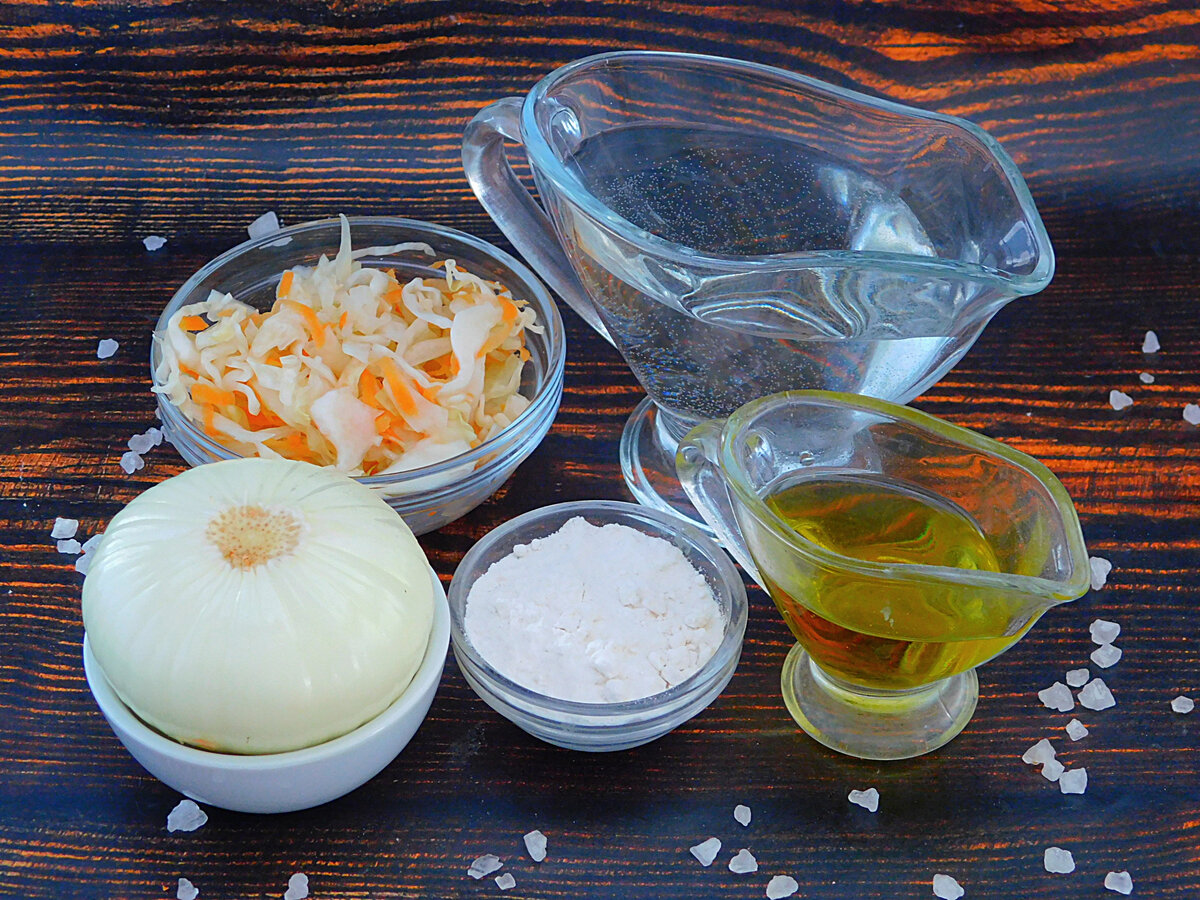 Ингредиенты для приготовления вареников с капустой