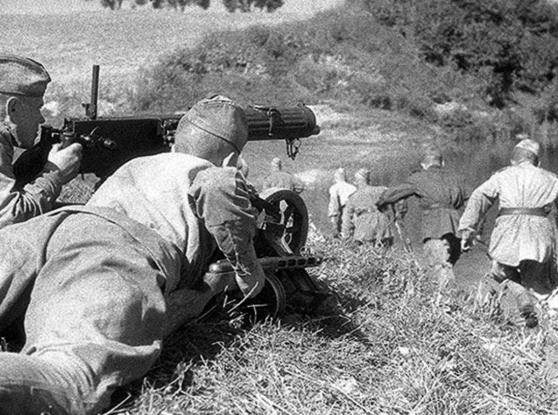 Заградотряд. Заградительные отряды в ВОВ 1941 1945. Заградотряды НКВД. Пулеметчики Великой Отечественной войны. Загран отряды в ВОВ 1941 1945.