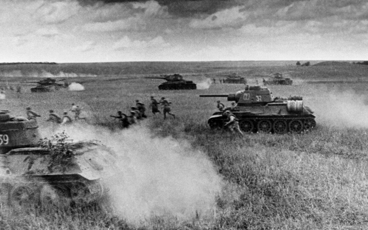 Силы 3-го Украинского фронта в наступлении, 25 августа 1944 г. // Ольга Ландер / ukraina.ru