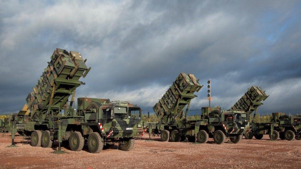     С февраля прошлого года Киев стал крупнейшим получателем американской военной, экономической и гуманитарной помощи со времен Второй мировой войны.