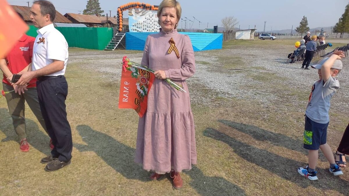     Глава Сорска Владимир Найденов решил покинуть пост секретаря местного отделения «Единой России». Председатель совета депутатов Сорска Галина Веселова отметила, что у города и его жителей осталось множество вопросов к чиновнику.