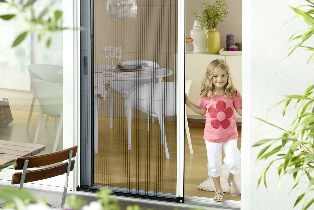 Солнцезащитные сетки на окна