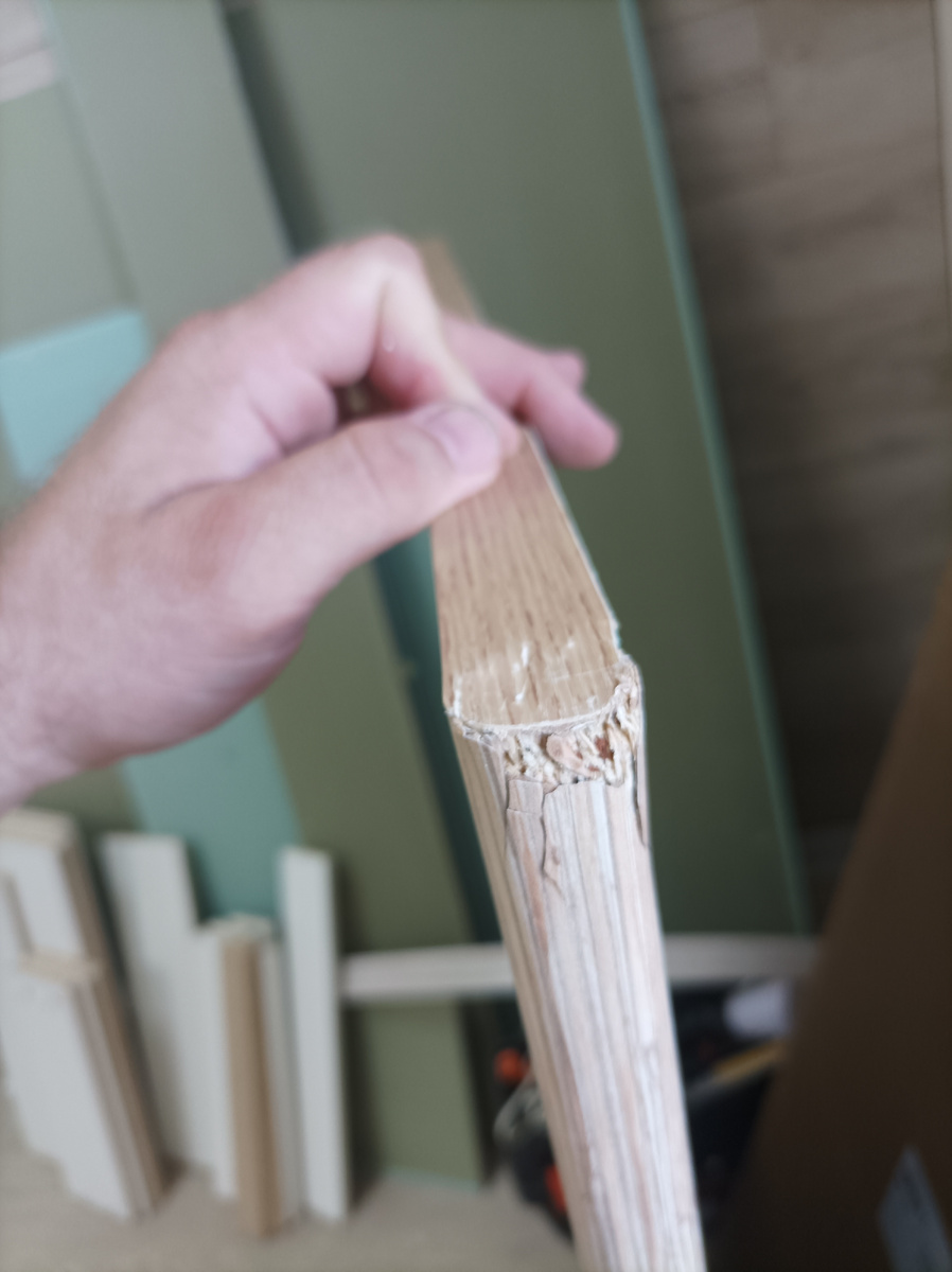 Столешница пришла разбитая