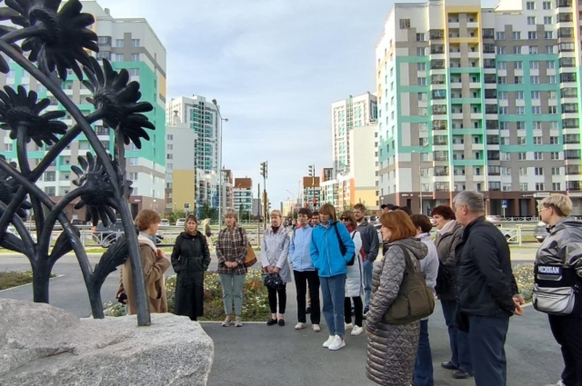    Для педагогов проекта «Профессионалитет» провели экскурсию в Академическом