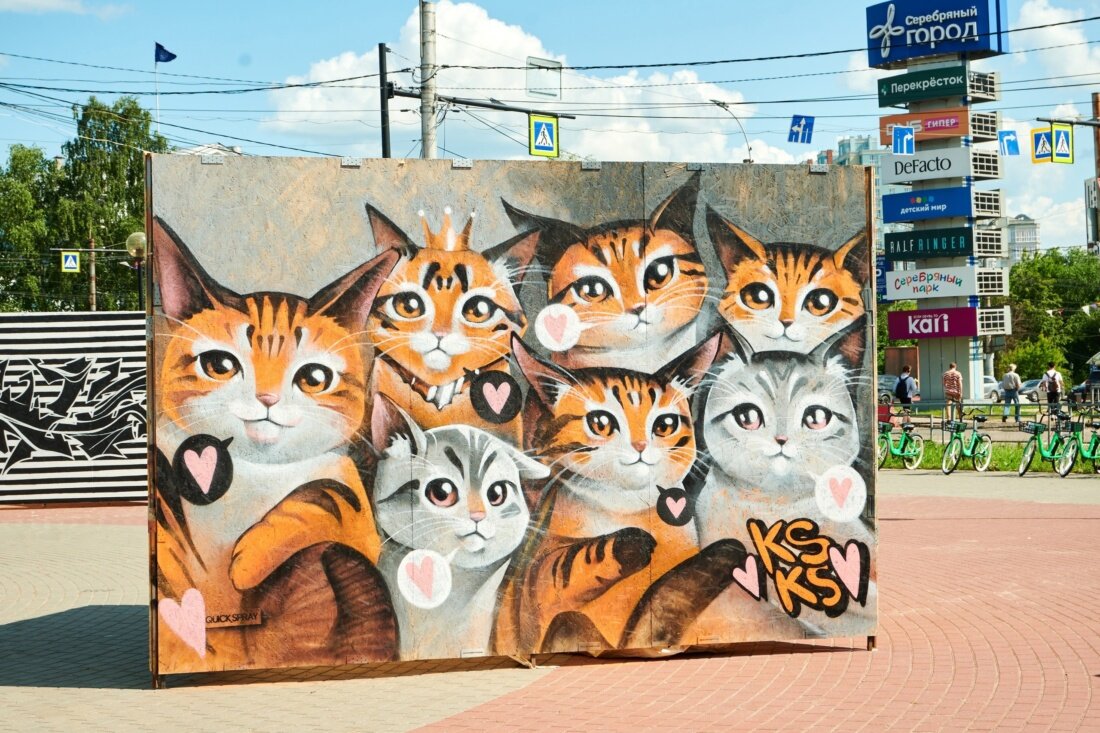    В Иванове демонтировали экспозицию картин уличных художников