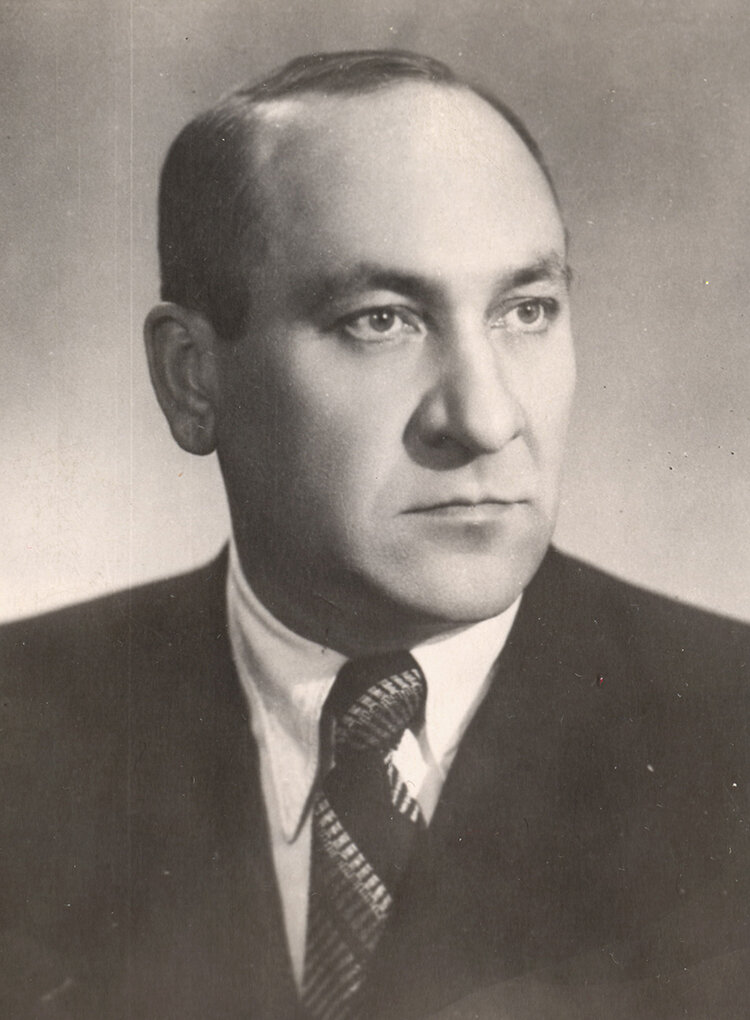 На фото: Герой Социалистического Труда, лауреат Ленинской премии академик Борис Александрович Рыбаков.