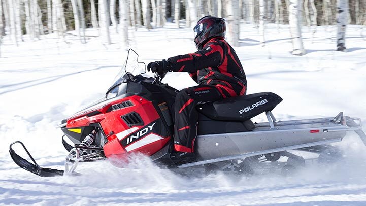 Specs: 2025 Polaris 550 Voyageur 155 Snowmobile