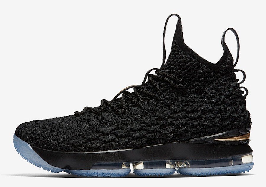 Lebron 15 store black and white