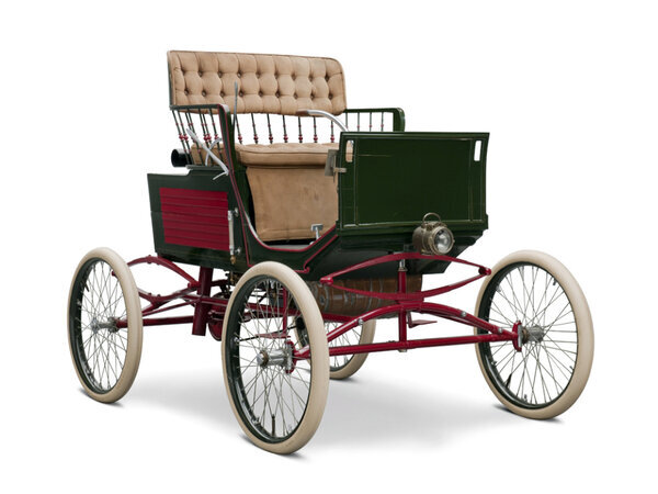 Паровики того времени мало уступали бензиновым автомобилям.