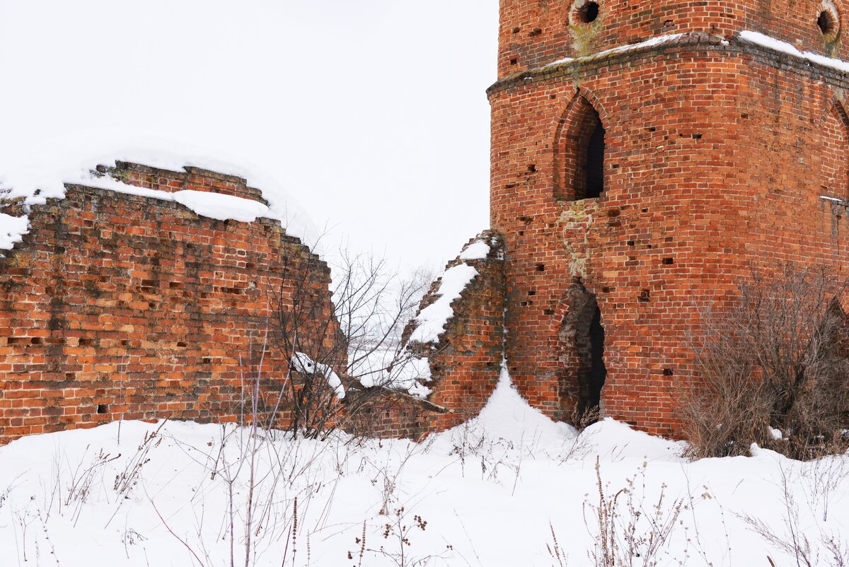 Сабуровская крепость орел фото