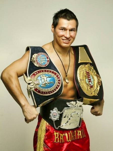 Фото: https://www.rt.com/sport/batu-khasikov/