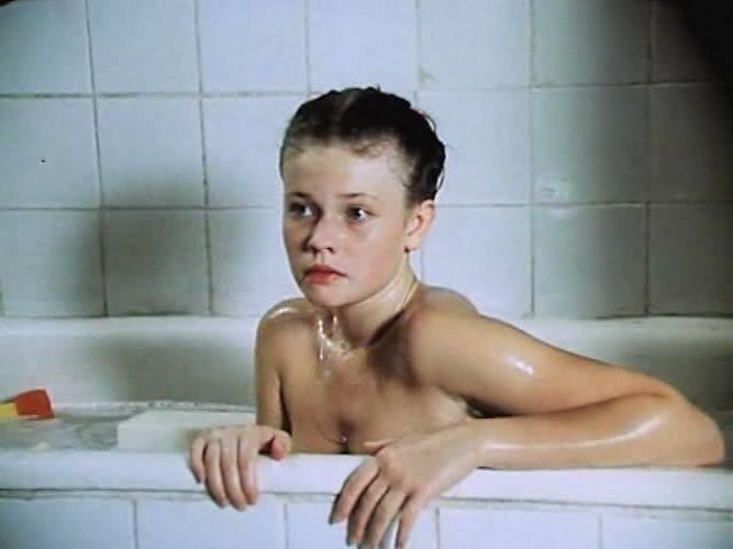 https://www.kino-teatr.ru К/ф "Танцплощадка"