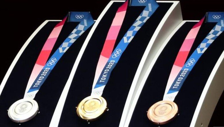 Более 90% японских городов, поселков и деревень приняли участие в утилизационном производстве медалей