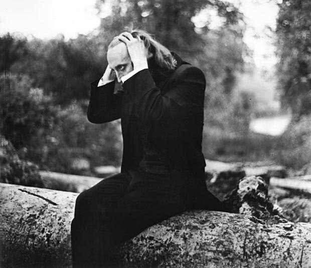 В.Авилов в фильме "Узник замка Иф", источник http://www.avilov.ru/photo/uznik_2.html