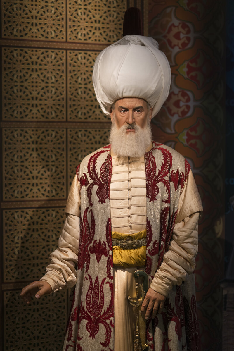 Султан Сулейман восковая фигура