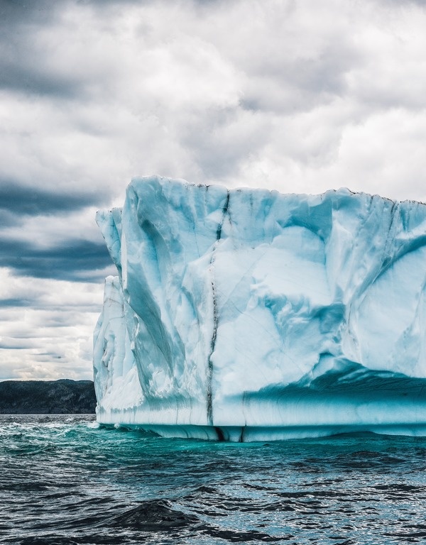 https://www.pexels.com/photo/white-ice-formation-2869610/