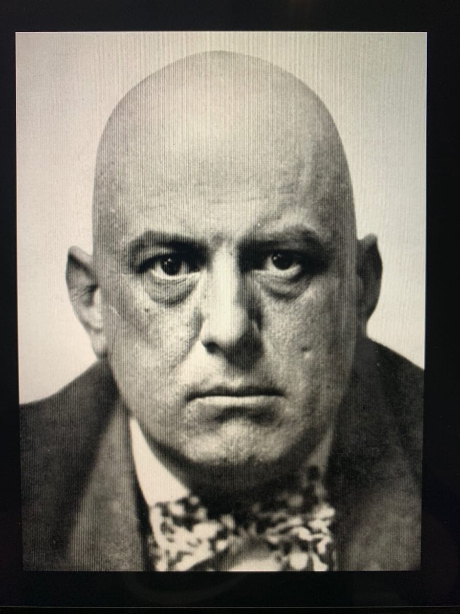 Алистер Кроули