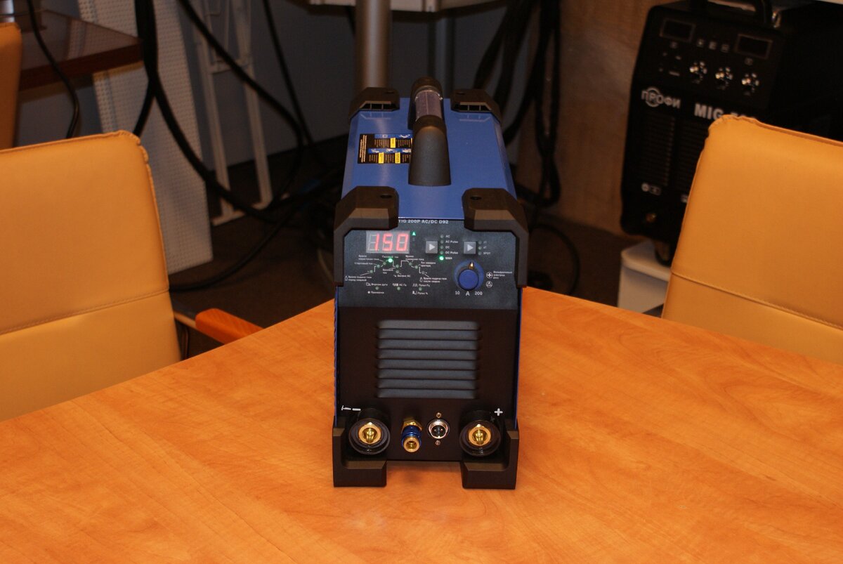 ПТК МАСТЕР TIG 200 P AC/DC D 92