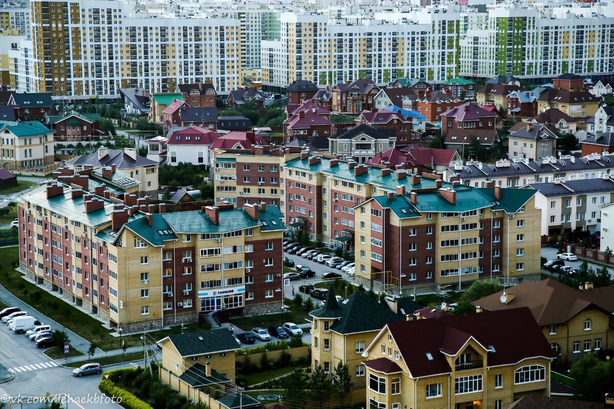 Квартал моменты екатеринбург. Европейский район Екатеринбург. Европейский квартал Екатеринбург. Мкр Европейский Екатеринбург. ЖК Европейский Екатеринбург.