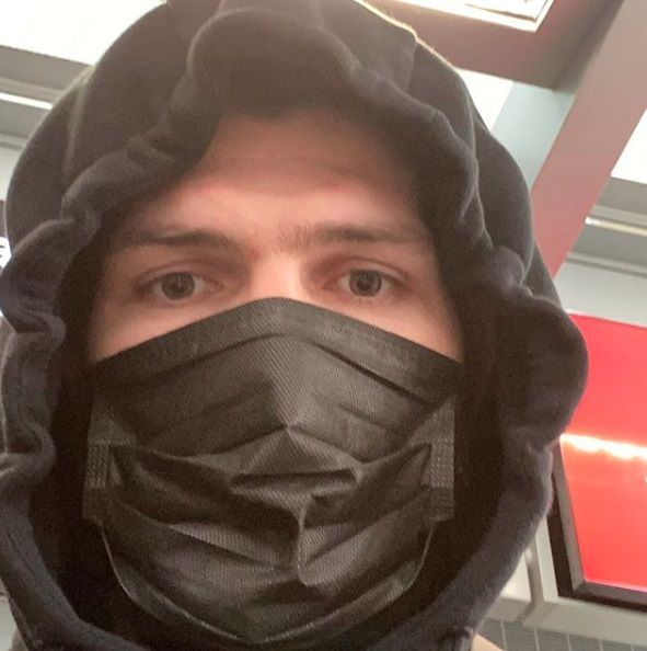 Чемпион UFC также заявил, что готов к бою с Фергюсоном в любом месте и в любое время 