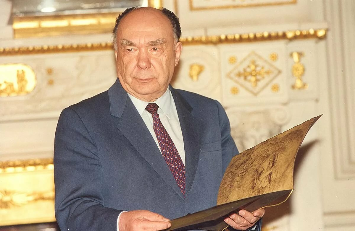 А.Н. Яковлев, с 1987 член Политбюро ЦК КПСС, один из идеологов перестройки
