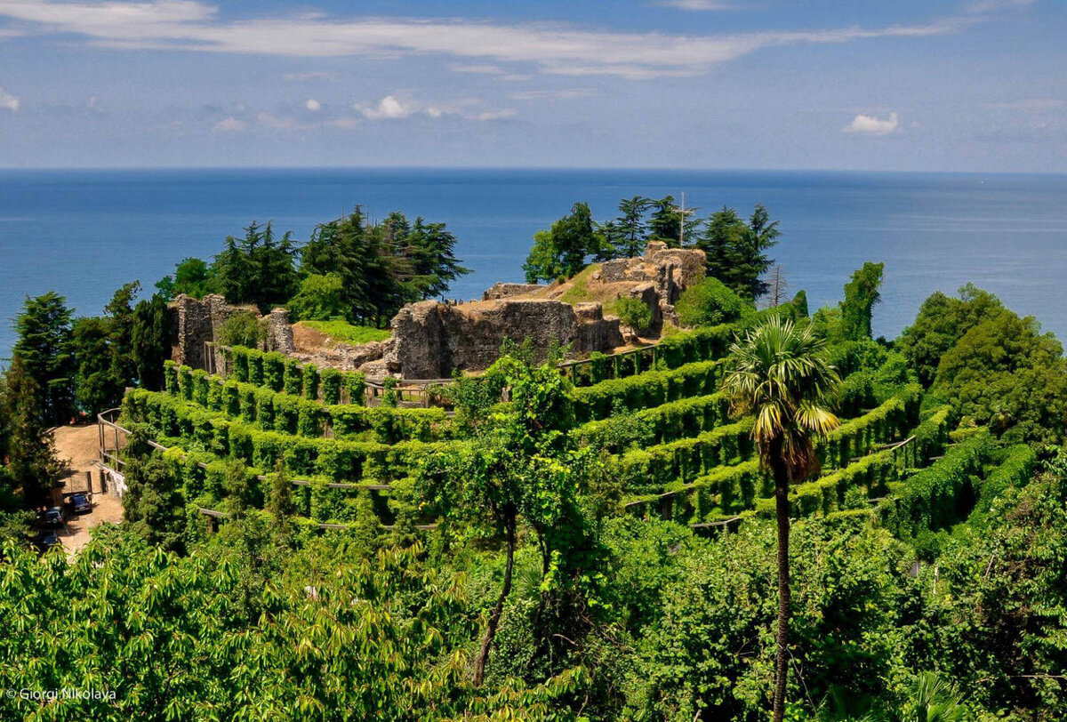 фото с сайта georgiantrips.ru
