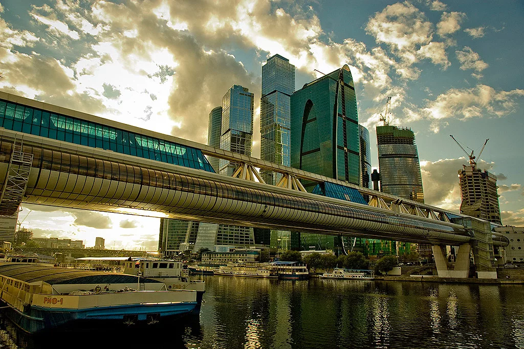 Купить будущие. Тхор мост Багратион\. Москва Сити 2035. Мост Багратион 1997 год. 22 Век Москва.
