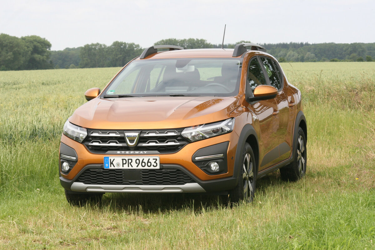Dacia Sandero Stepway TCe 90: а что, очень даже ничего!