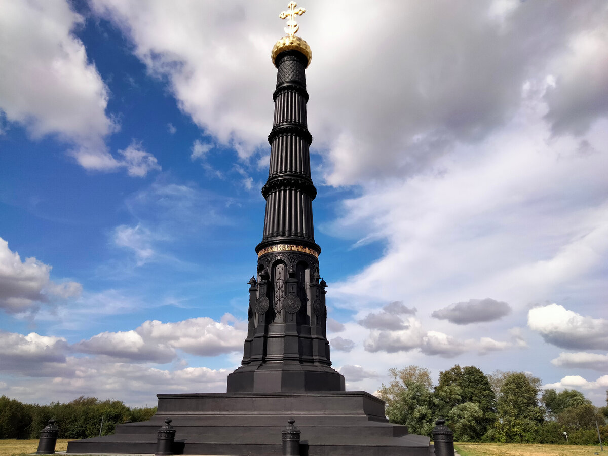 Брюлловская колонна
