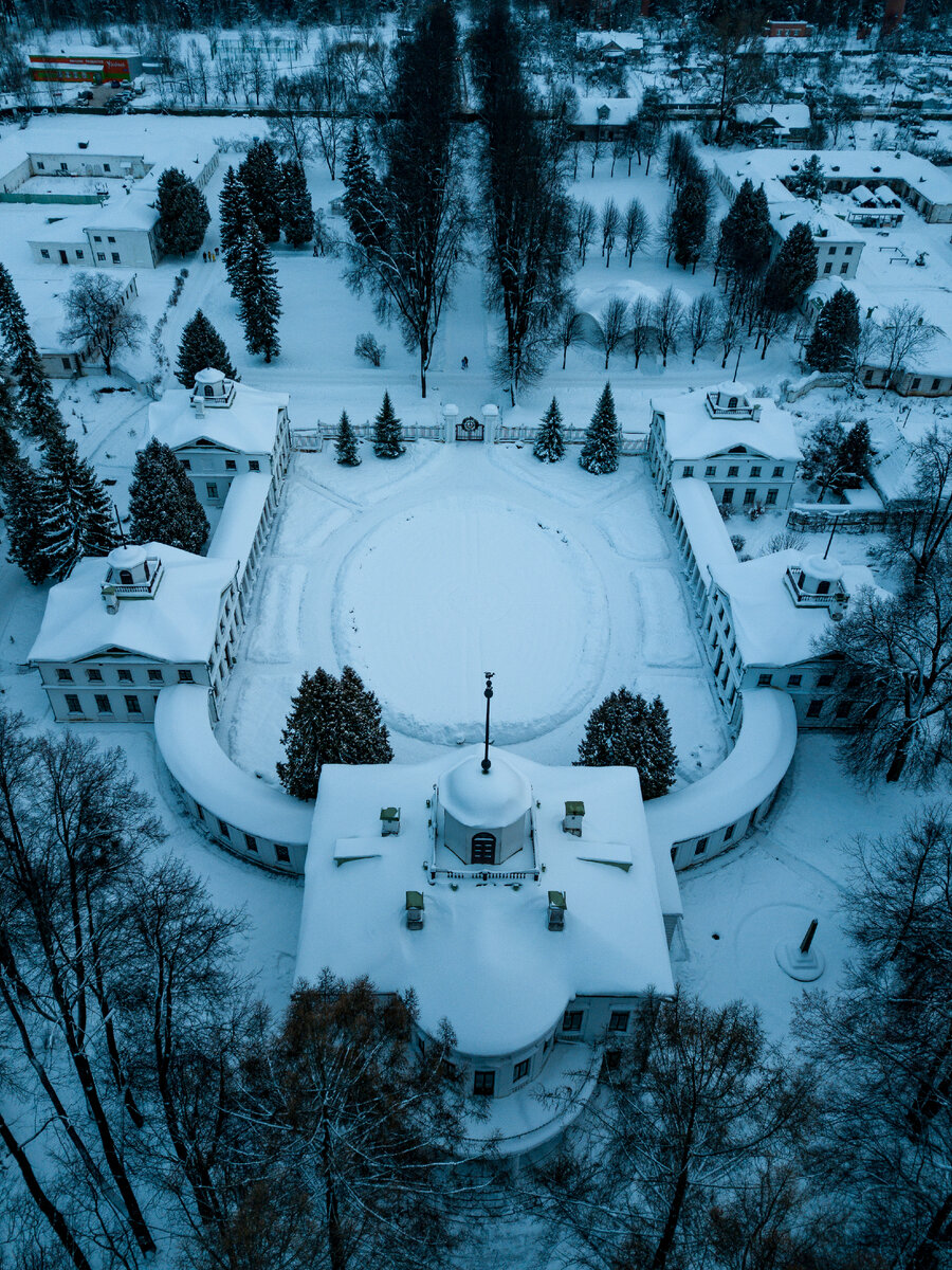 Усадьба Середниково. Фото автора
