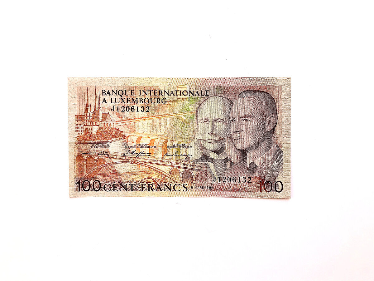 100 cent francs Banqque Internationale a Luxembourg 1981 — из моей коллекции. 