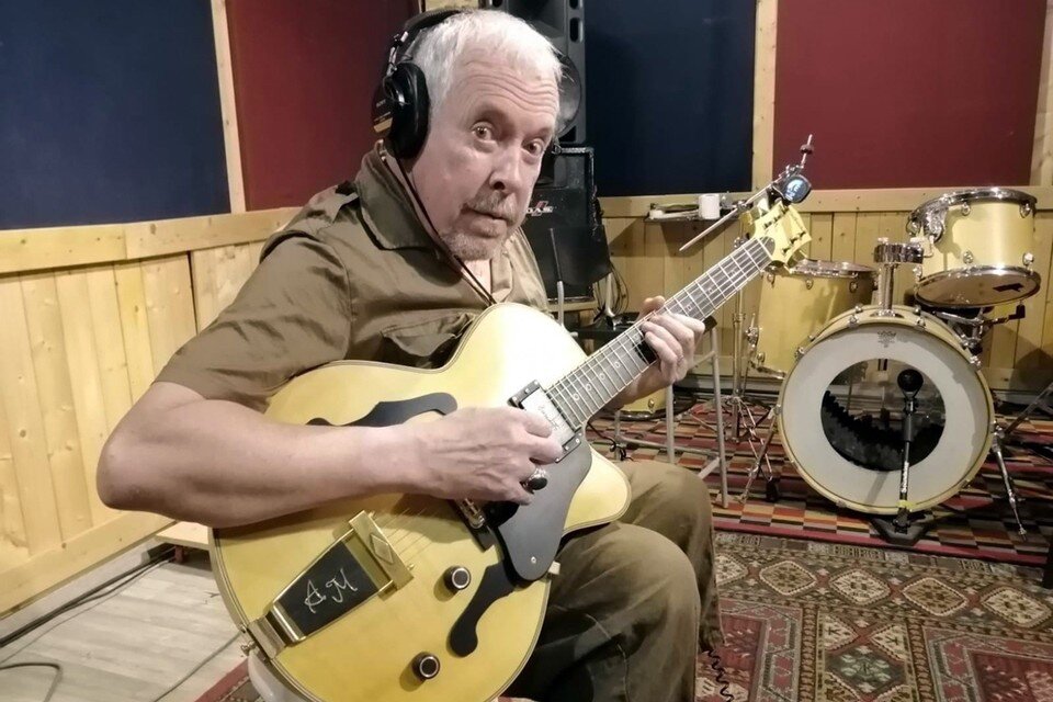     - Андрей Макаревич переживает: если начнутся проблемы с визами, то его музыканты не смогут гастролировать  соцсети