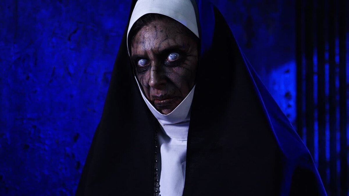 БЕСНОВАТАЯ МОНАХИНЯ 