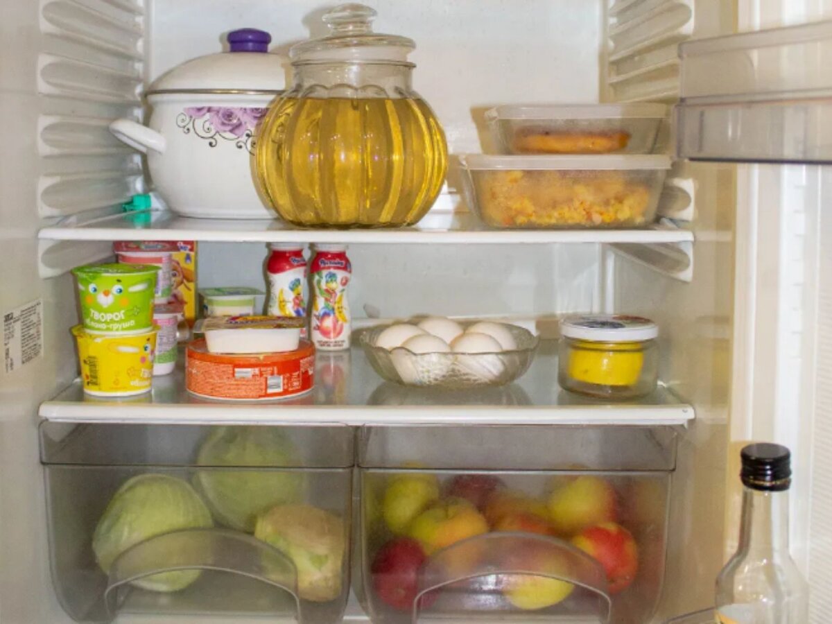 Чистый холодильник - залог избавления от неприятных запахов