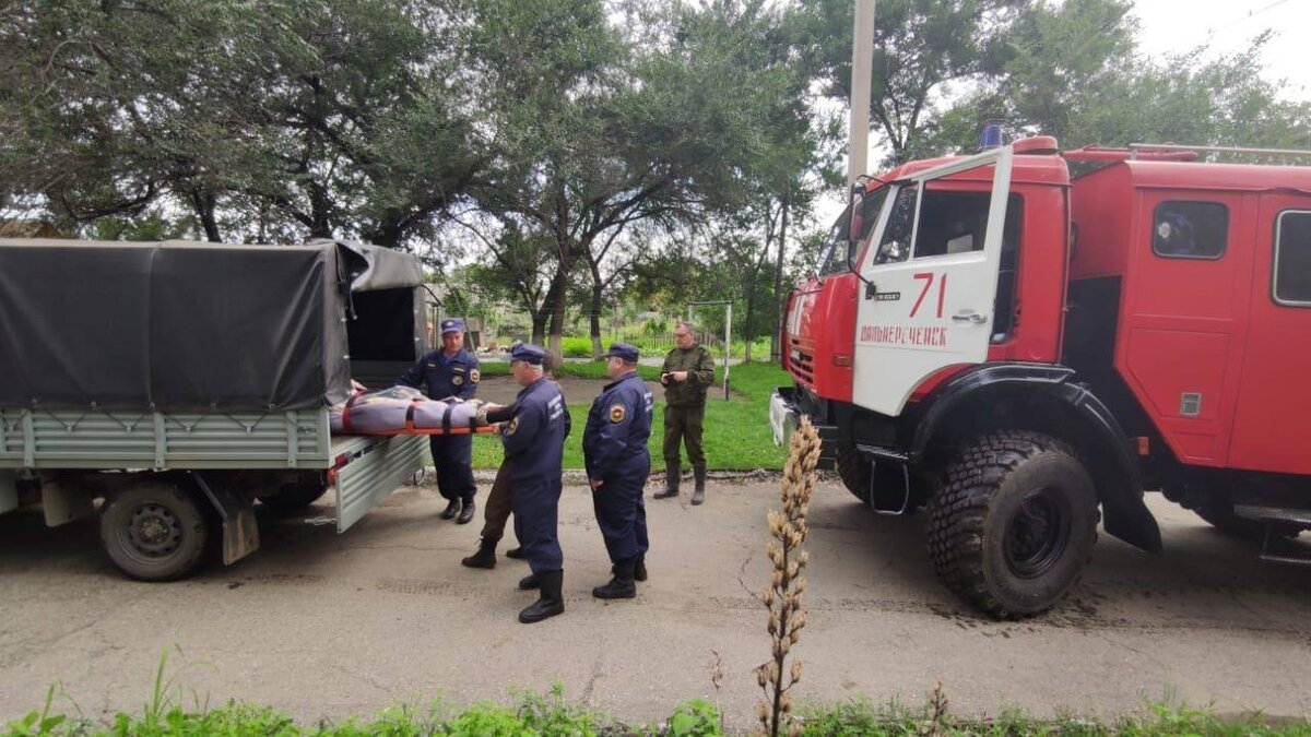     Спасатели ГОЧС России эвакуировали инвалида из зоны возможного подтопления в Приморском крае. Об этом сообщили в МинГОЧС по региону.