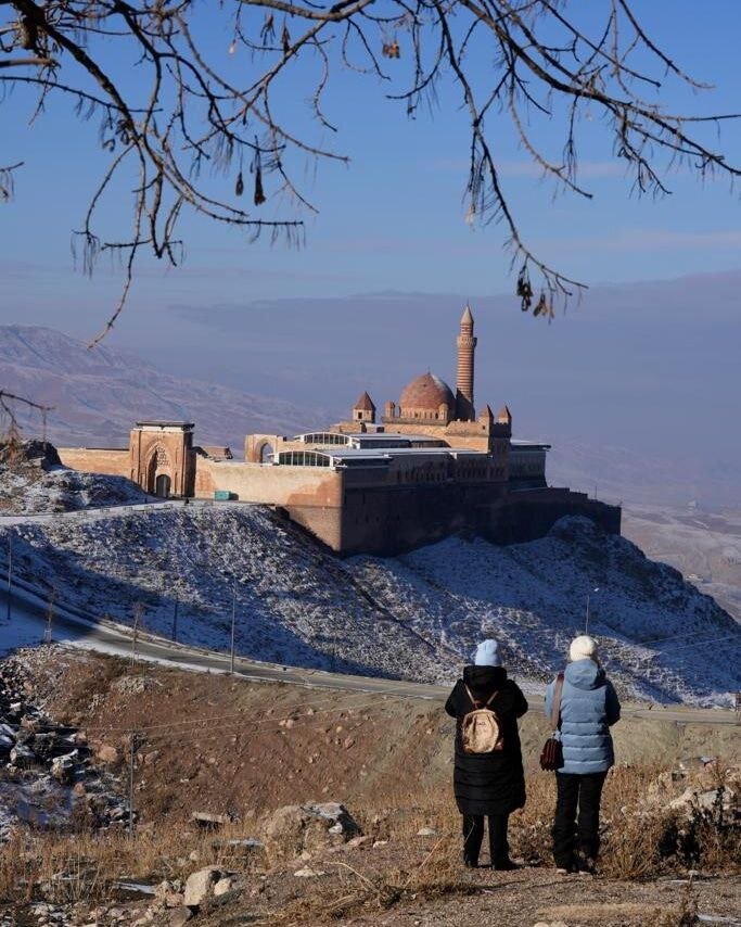 Дворец Исхак-паши,  Догубаязит, Турция