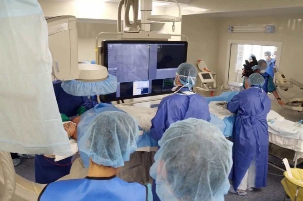    Врачи в Уфе спасли пациента, вызвав у него инфарктоподобные изменения