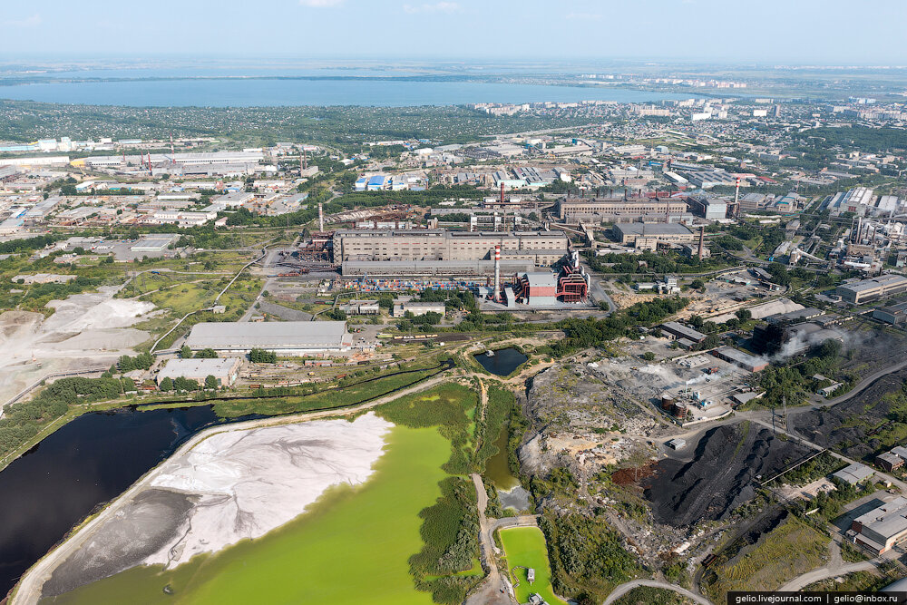 челябинский металлургический комбинат экология. челябинский электрометаллургический комбинат (чэмк). челябинск заводы. челябинская тэц-1. трубы челябинского металлургического завода.