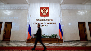 Рамиль СитдиковПерейти в фотобанкВ России предложили наказывать за исполнение американских санкций"Министр Фриланд (глава МИД Канады — прим. ред.) и другие главы МИД "большой семерки" подтвердили общую приверженность мировому порядку, основанному на нормах международного права, в том числе по вопросу территориальной целостности. Ограничительные меры в отношении России за неприемлемые действия на Украине сохранятся", — говорится в сообщении.