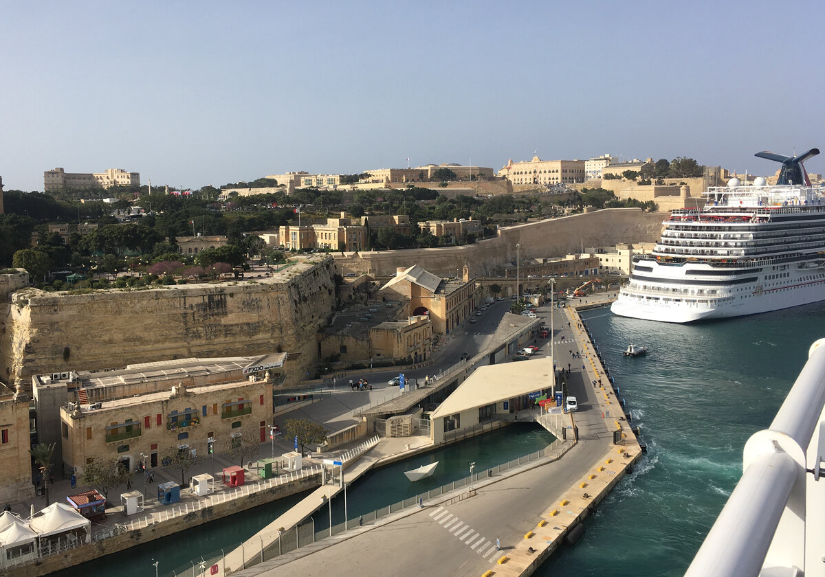 Валетта, столица и крупнейший портовый терминал Мальты